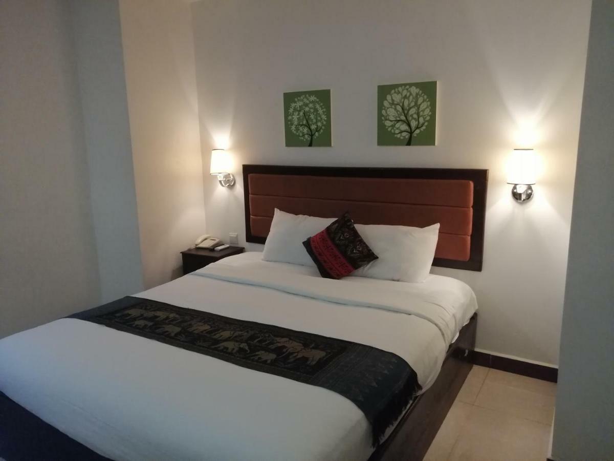 South Asia View Hotel Phnom Pen Exterior foto
